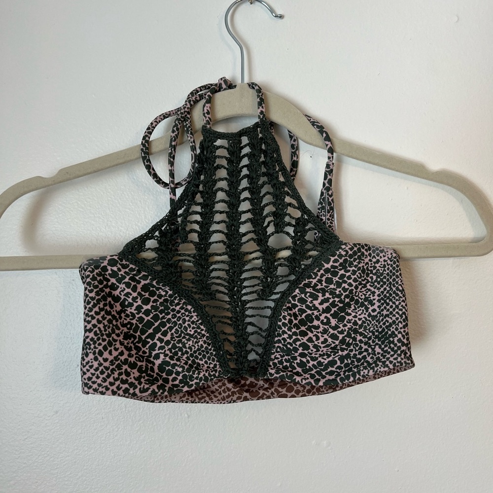 Acacia swimwear green speckled crochet halter bikini top | size S